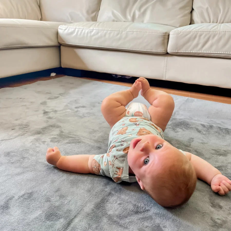 En baby paa Babynordic taeppet